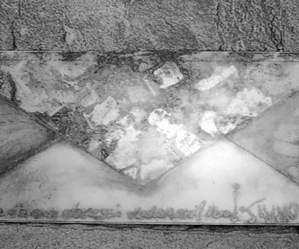 LASTRE DI METALLO: IL TEMPO LO SPECCHIO DELL'ANIMA