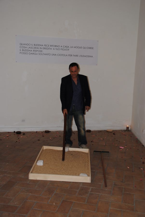 FATE L’ELEMOSINA E GIARDINO ZEN –  PIO MONTI ARTE CONTEMPORANEA