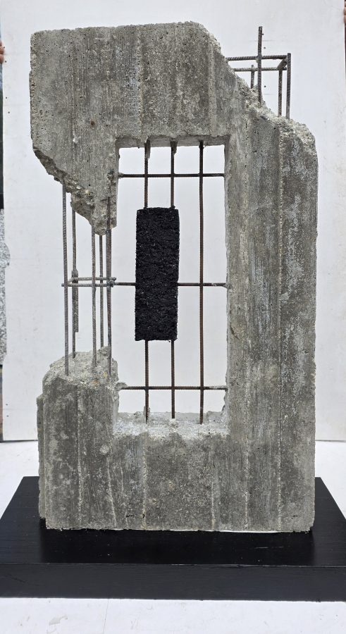 FOSSILI URBANI – FRAMMENTO 02