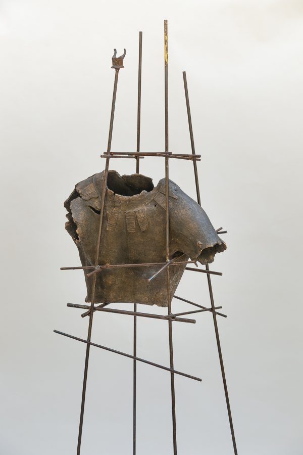 Atleta II- La forma nella penombra trattiene la sua forza