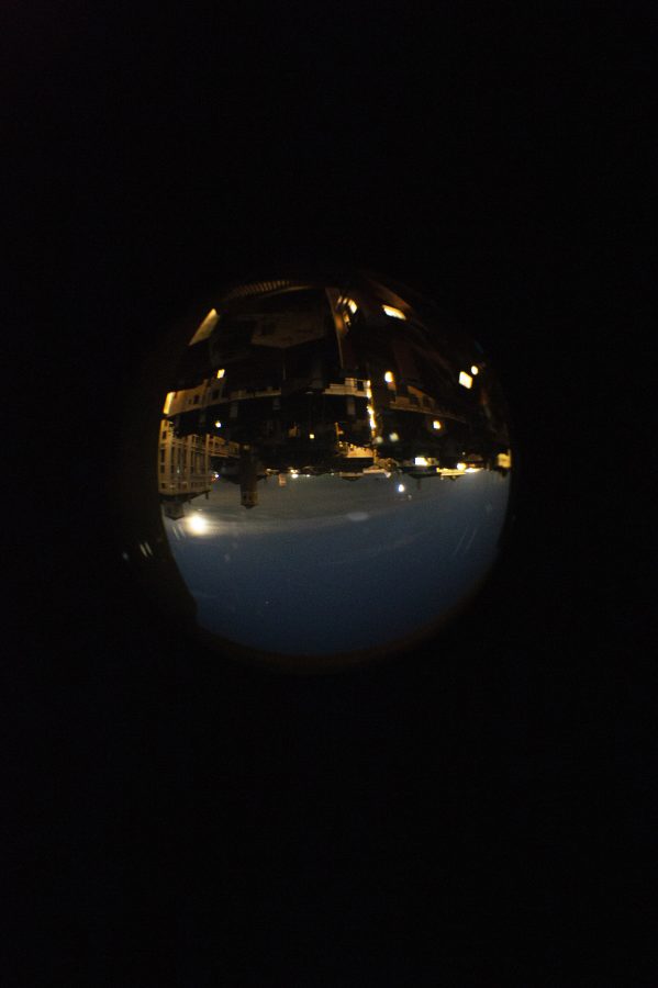 Guardarsi fuori da dentro