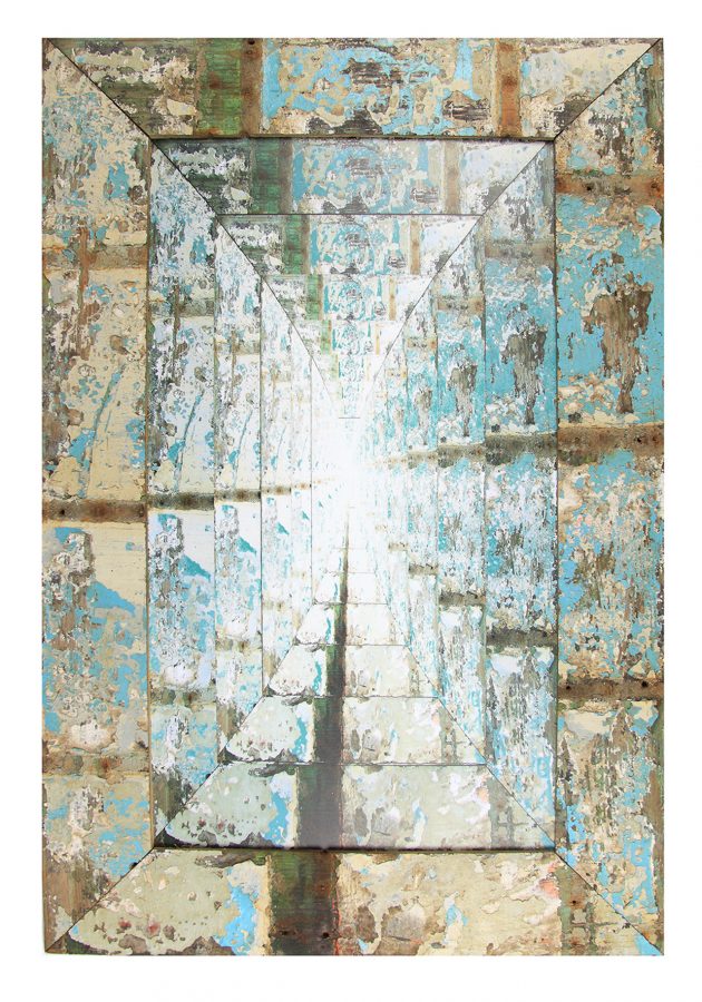 MULTICOLORED BOAT WOODS 6